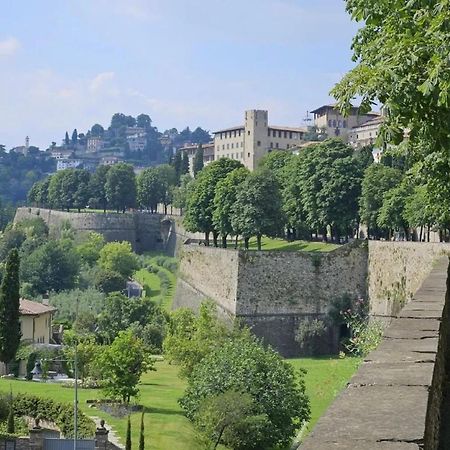 Borgo D'Oro Loft Apartment Bergamo Bagian luar foto